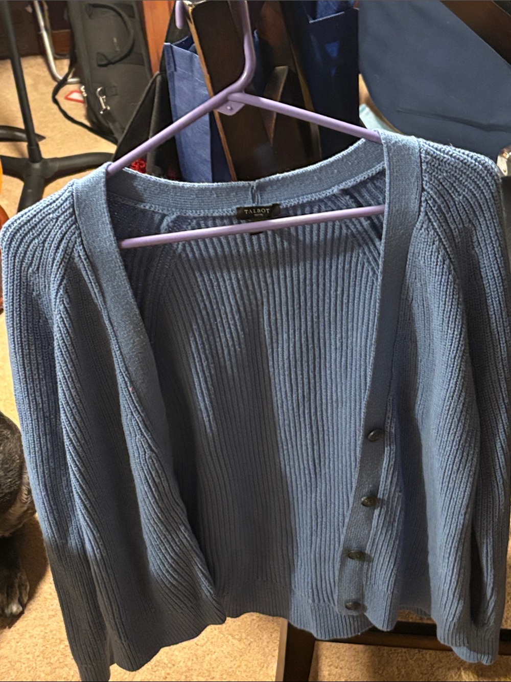 Medium Talbots shaker cardigan
